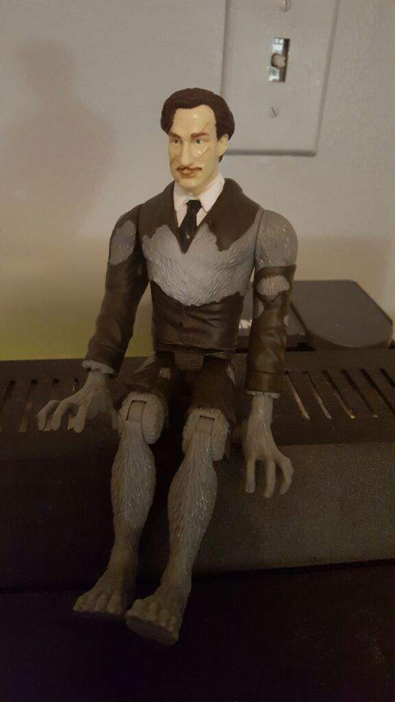 remus lupin figurine