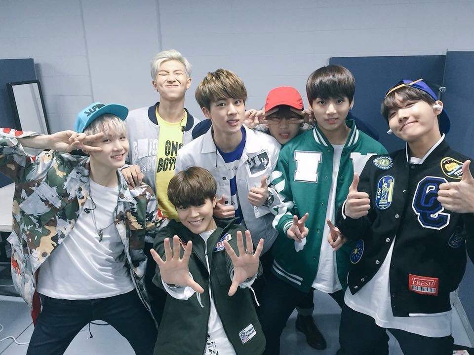 BTS Group Selfie | Wiki | K-Pop Amino