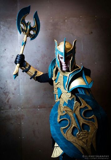 Broken sword from Dark Souls | Cosplay Amino