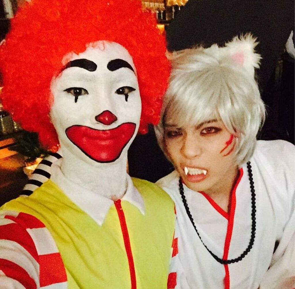 We all the saw SHINee's Key dressed up as Ronald McDonald for Hallowee...