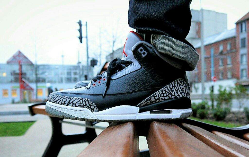 🔥 Most Iconic Jordan's ? 🔥 Comment 🔥 Sneakerheads Amino