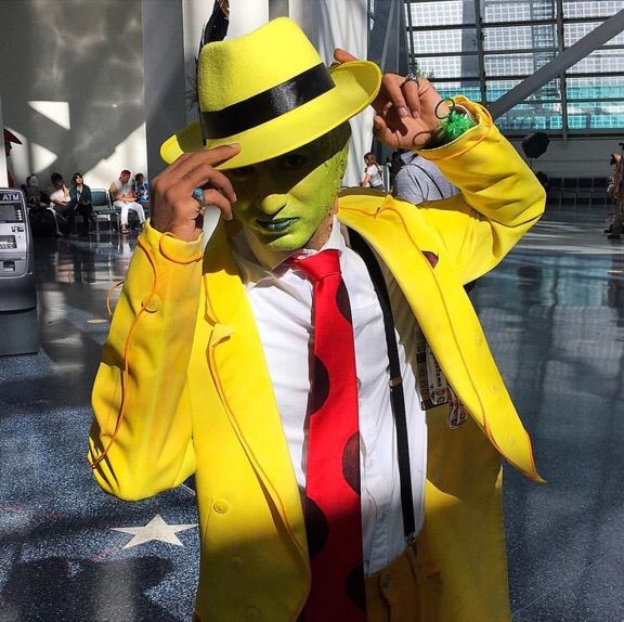 The mask cosplay at Comikaze | Cosplay Amino