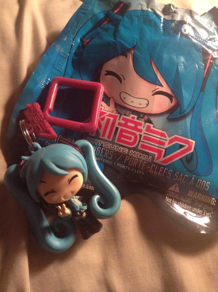 hatsune miku plush keychain