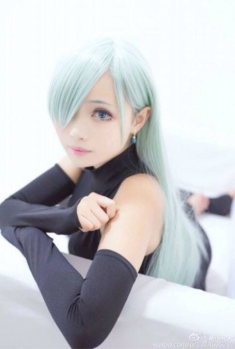 some more cosplay | Anime Amino