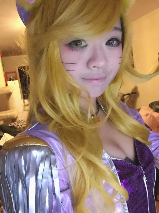 Popstar Ahri Cosplay Squee League Of Legends
