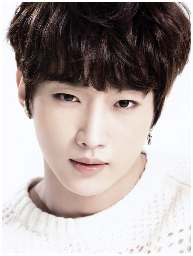 JUNG JIN YOUNG | K-Pop Amino