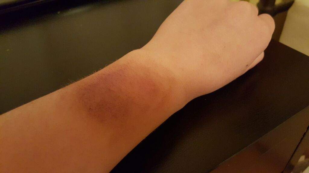 Simple bruise makeup | Wiki | Cosplay Amino