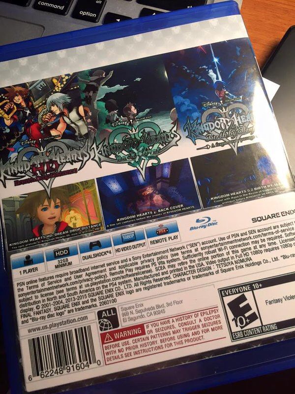 what does the deluxe edition of kingdom hearts 3 come with the original box art