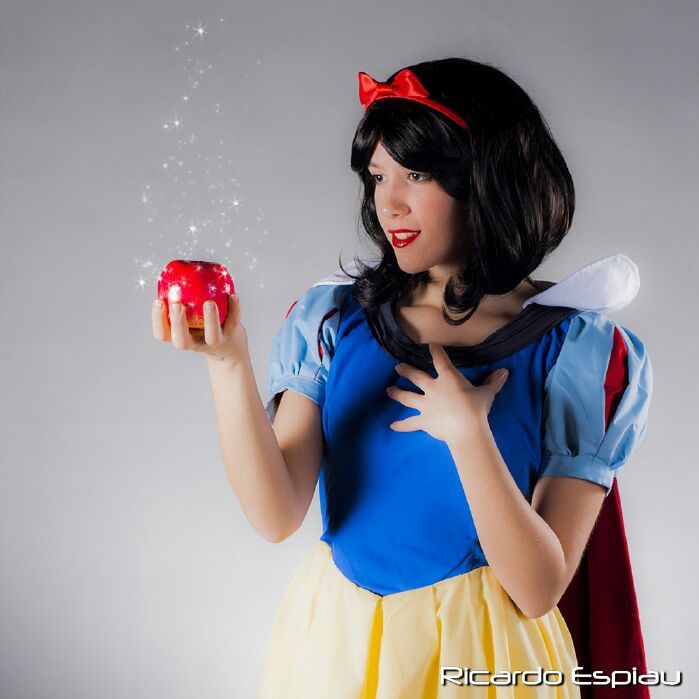 Snow White | Cosplay Amino