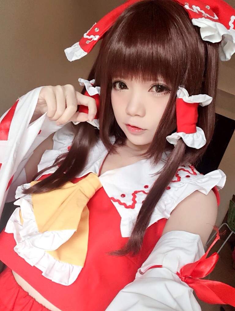 Asiatische Monsterschwanz Cosplay Kuessen