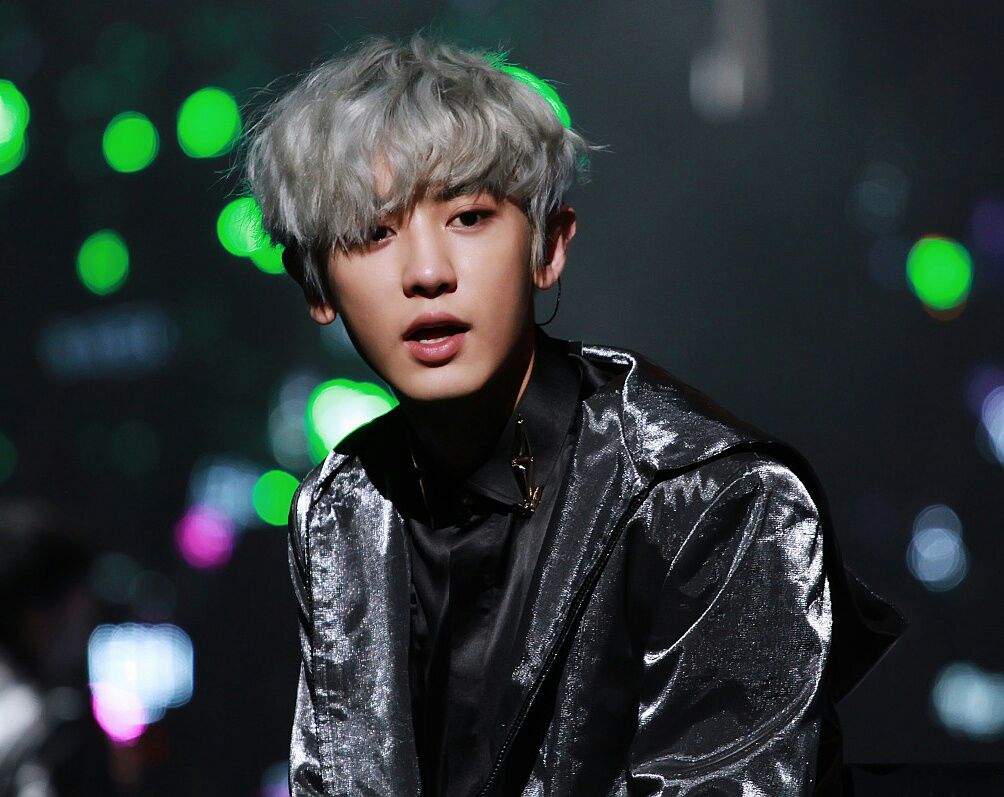 Chanyeol S Hair Is Grey Again K Pop Amino