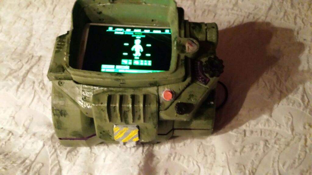 PIPBOY FINISHED | Cosplay Amino