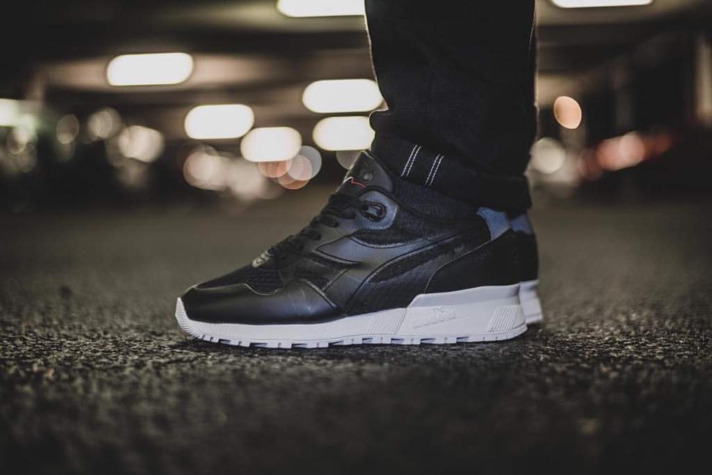 diadora n9000 black