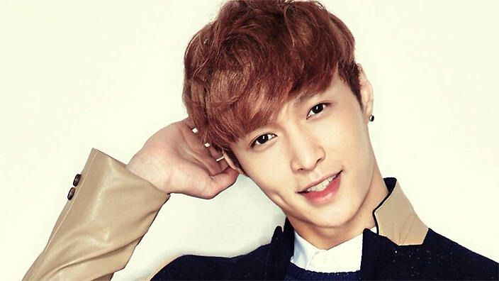 LAY LEAVING EXO?? | K-Pop Amino