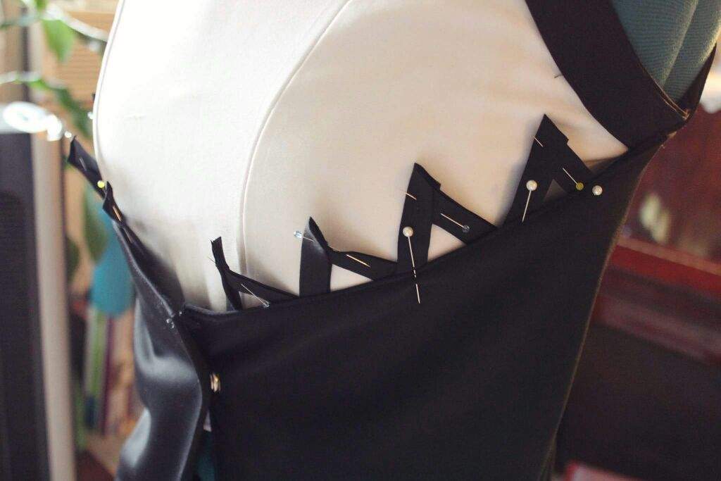 Blake Belladonna And Gambol Shroud WIP And Tutorial Cosplay Amino blake-belladonna-and-gambol-shroud-wip-and-tutorial-cosplay-amino