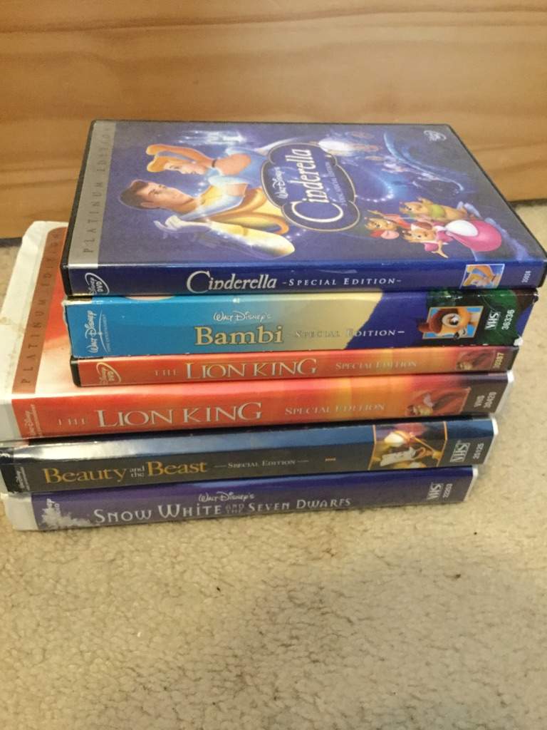 A Look At My Disney Vhs And Dvd Collection Part 1 Cartoon Amino