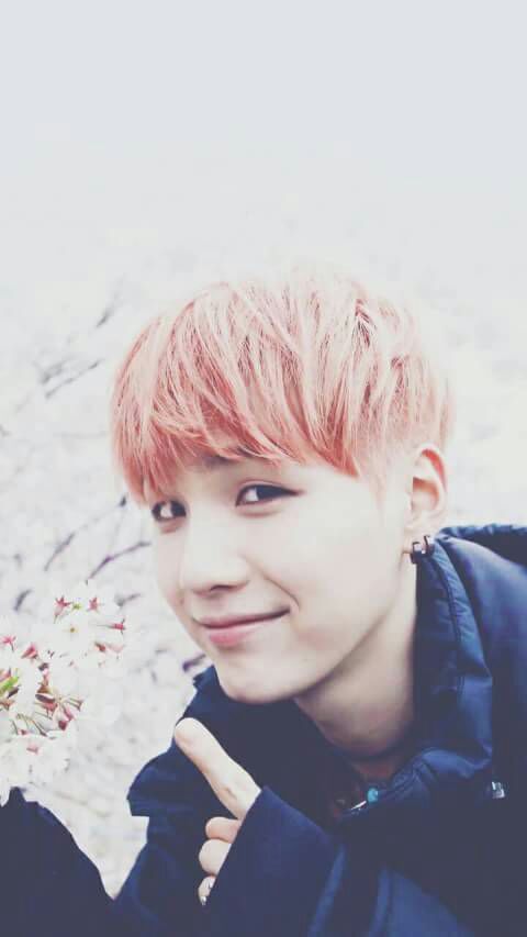 Lockscreen Suga | K-Pop Amino