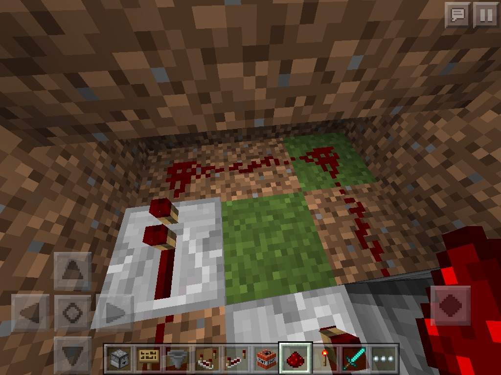 Redstone Tutorial: How to make a Real Trash Can | Minecraft Amino
