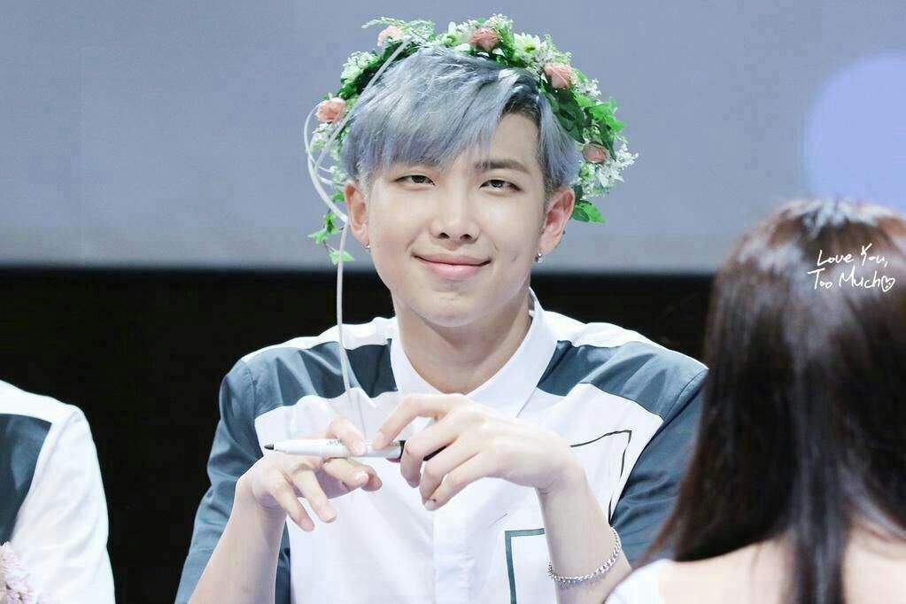 Grey Silver Kpop Hair K Pop Amino
