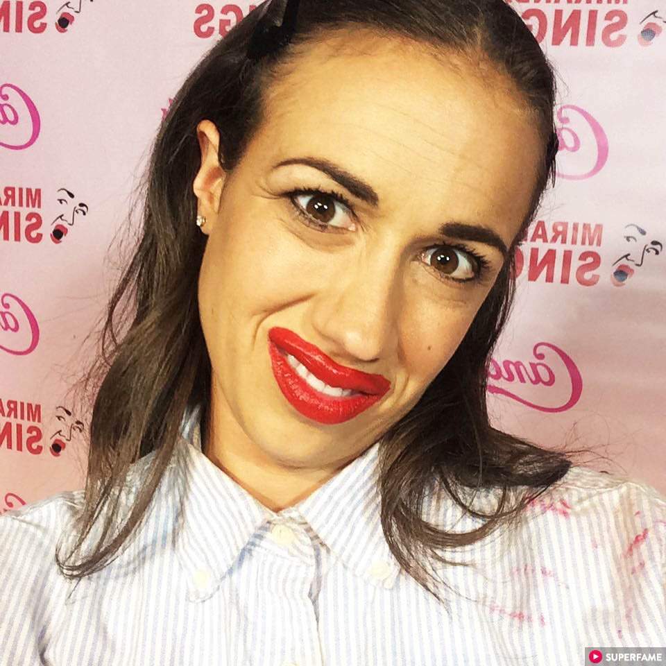 Guys I can just imagine miranda sings reacting to k-pop and then watching b...