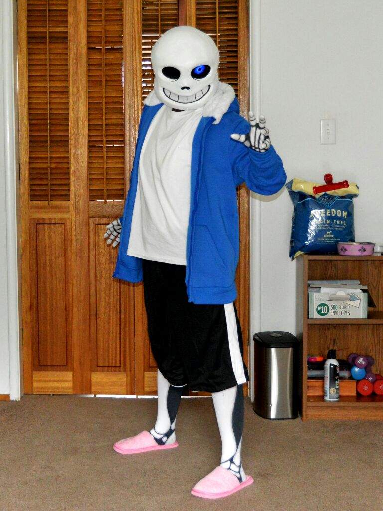 Sans - Undertale (with mask tutorial video) | Cosplay Amino