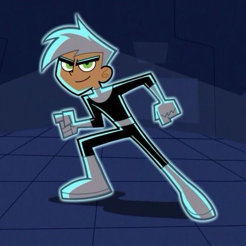 DANNY PHANTOM VS. KIM POSSIBLE! | Cartoon Amino