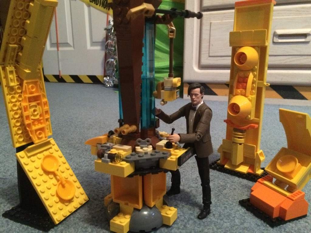 Lego 5 5 Scale Eleventh Doctor Tardis Interior Doctor Who