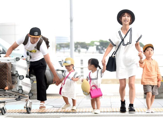 Potret keluarga Shoo dan Im Hyo-sung