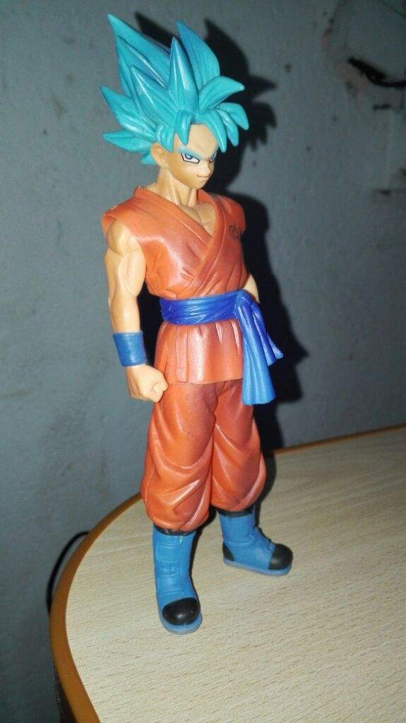 ssb goku figure