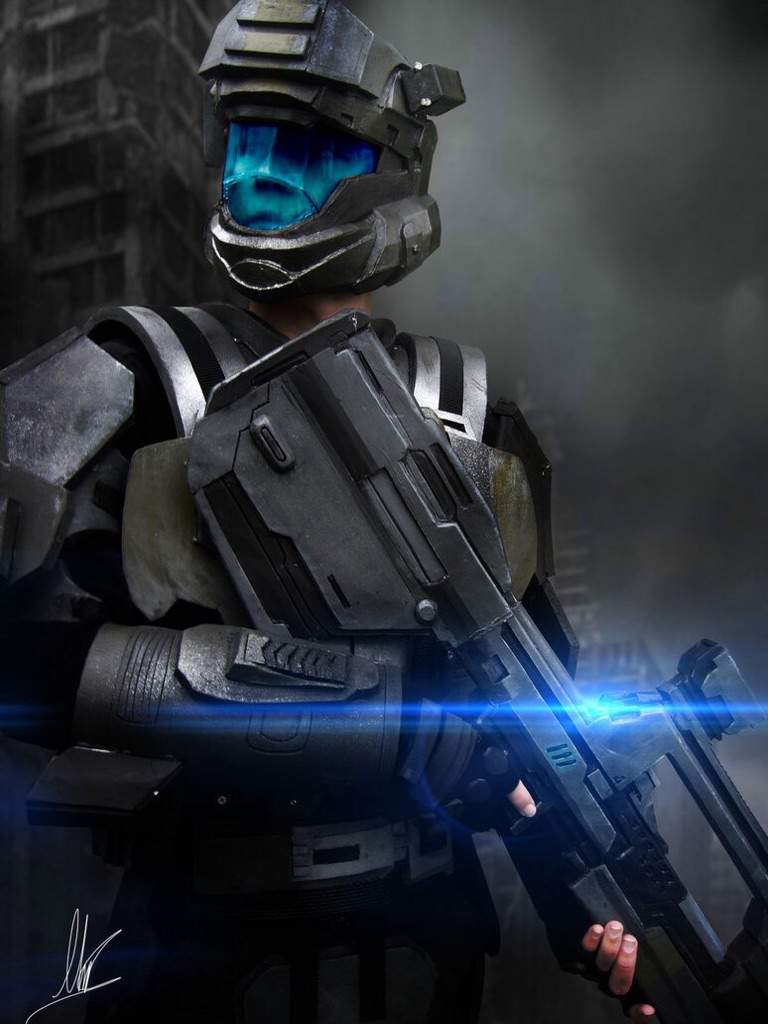 The ODST compared to space marines | Video Games Amino