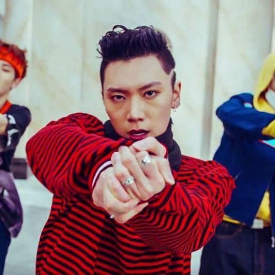 ten chittaphon leechaiyapornkul k pop amino ten chittaphon leechaiyapornkul k pop amino