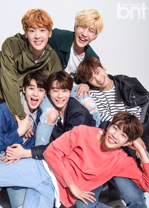 Astro photoshoot | K-Pop Amino