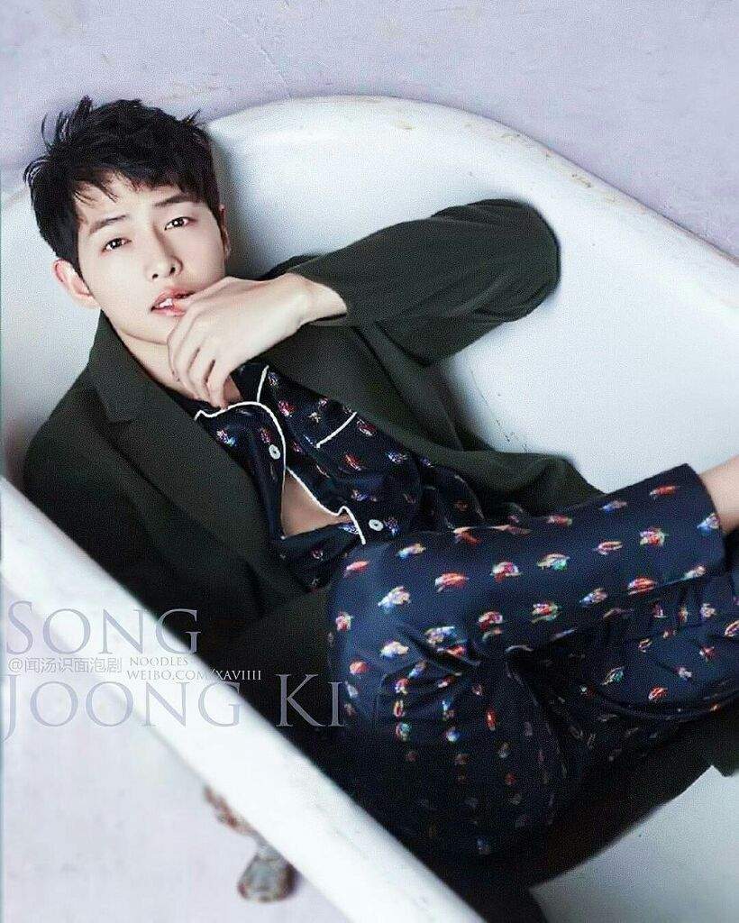 Song Joong Ki For Harpers Bazaar Chinese Magazine K Drama Amino 4521