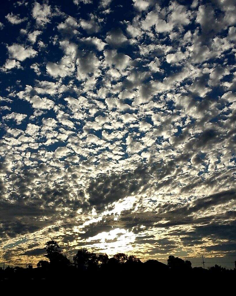 Majestic clouds | Photography Amino