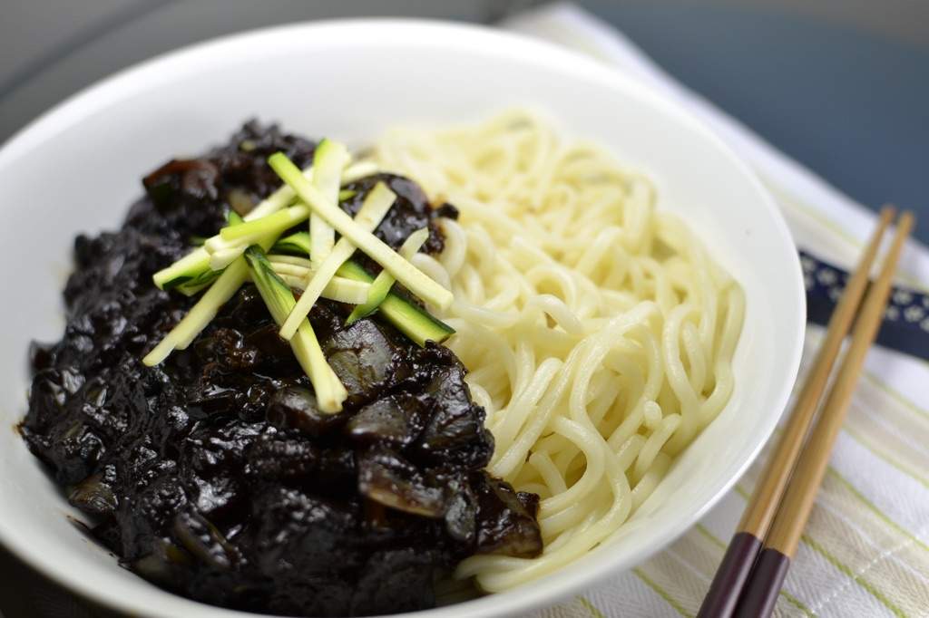 jajangmyeon-wiki-food-amino