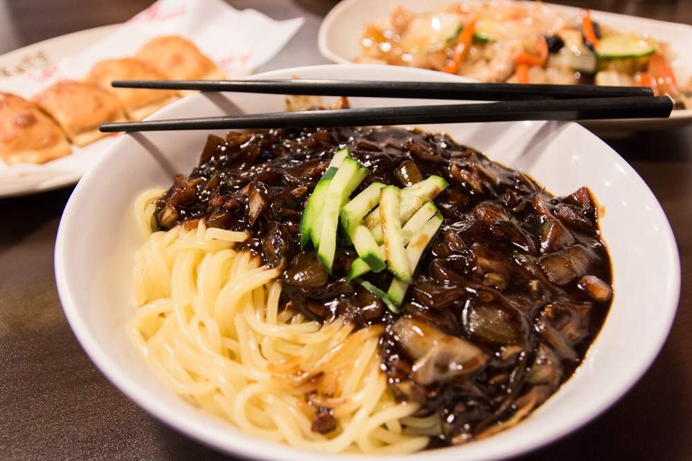 jajangmyeon-wiki-food-amino