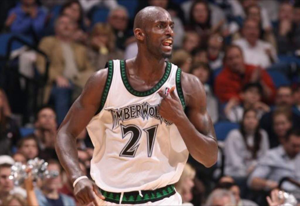 「Kevin Garnett 2002」的圖片搜尋結果