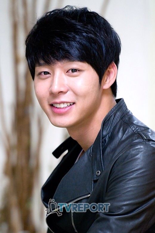 Todays Birthday Jyj Yoochun U Kiss Aj Lovelyz Yein Hello Venus Yeoreum And Kim Sohyun K Pop Amino