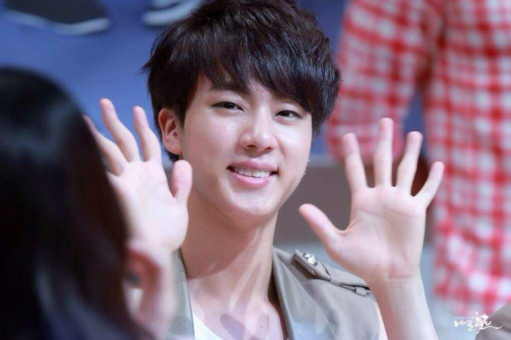 JIN HANDS APPRECIATION 🏻 | K-Pop Amino