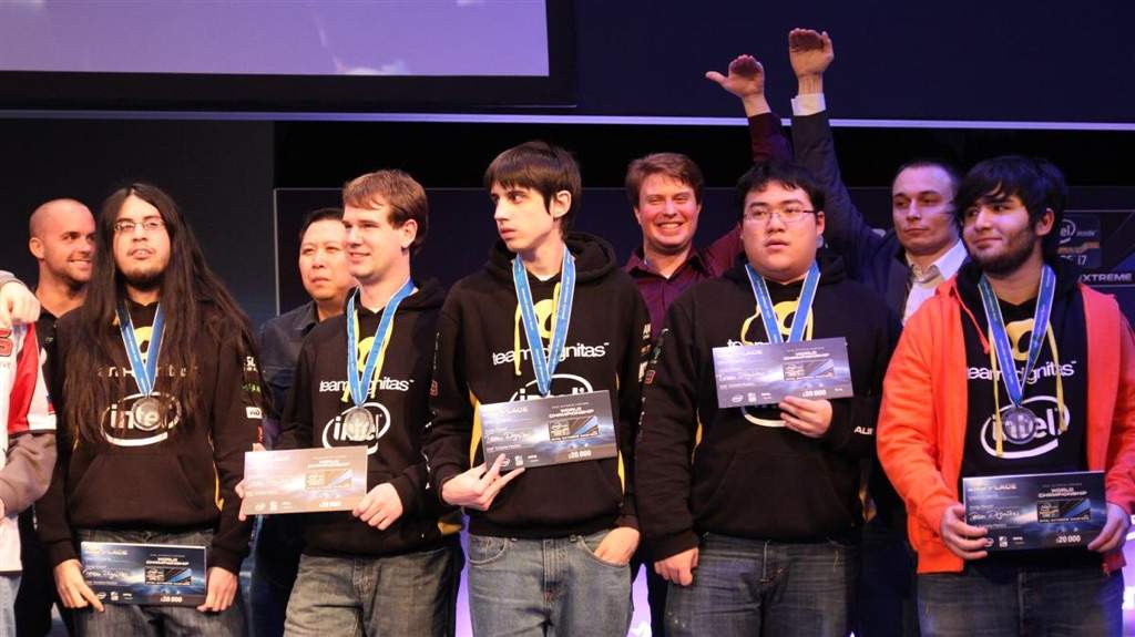 Looking Back At A Lost Franchise 2011 2012 Dignitas League Of Legends Official Amino