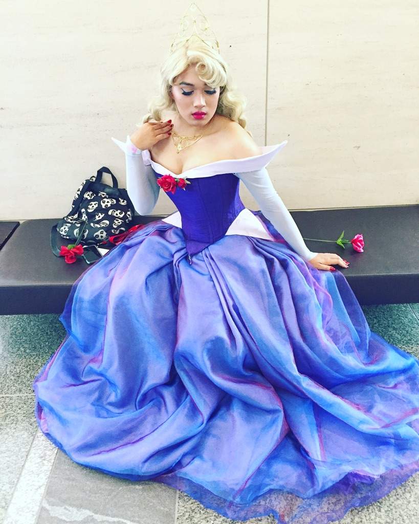 Sleeping Beauty Cosplay Animazement 2016 | Cosplay Amino