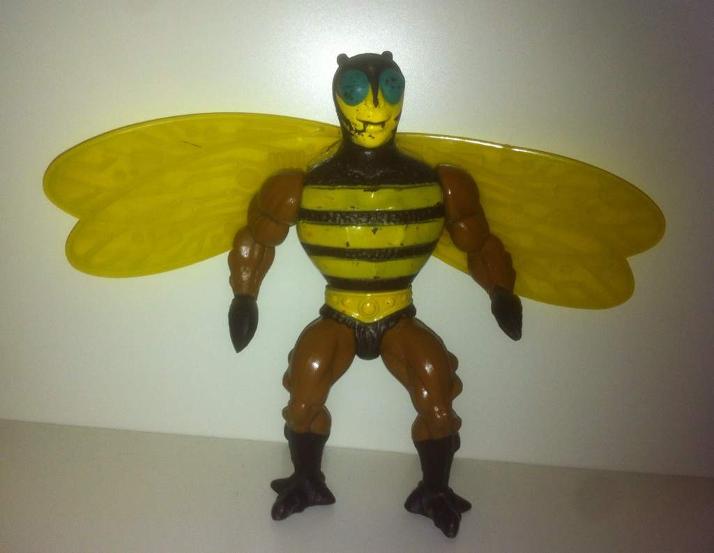 heman battle armor and buzz the bee man | Toys Amino