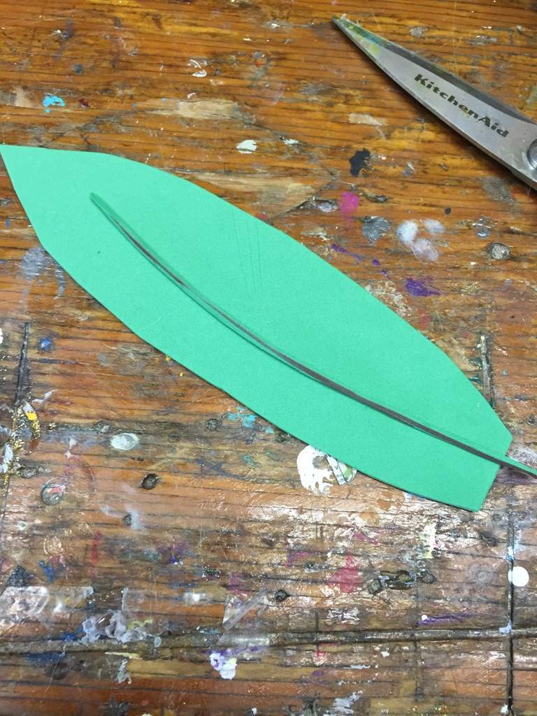 Giant wing tutorial (craft foam and cardboard) Cosplay Amino