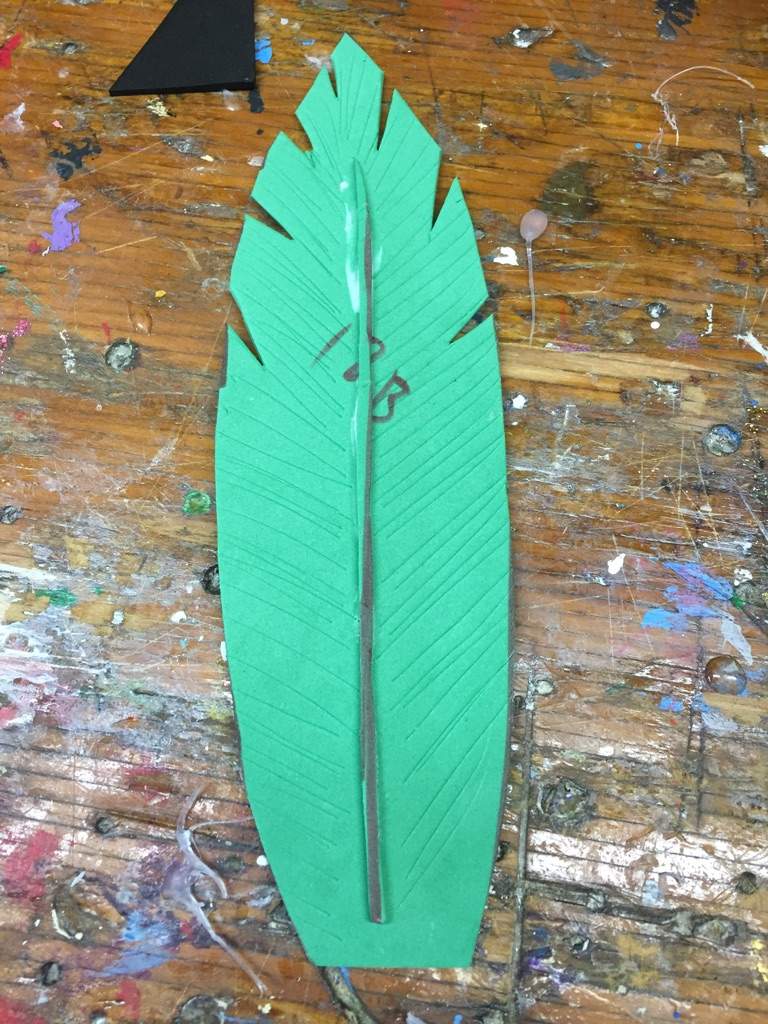 Giant wing tutorial (craft foam and cardboard) Cosplay Amino