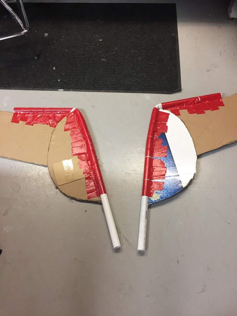 Giant wing tutorial (craft foam and cardboard) Cosplay Amino