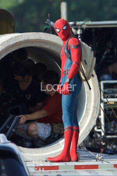 Primer vistazo al traje de SpiderMan en SpiderMan Homecoming | •Cómics•  Amino