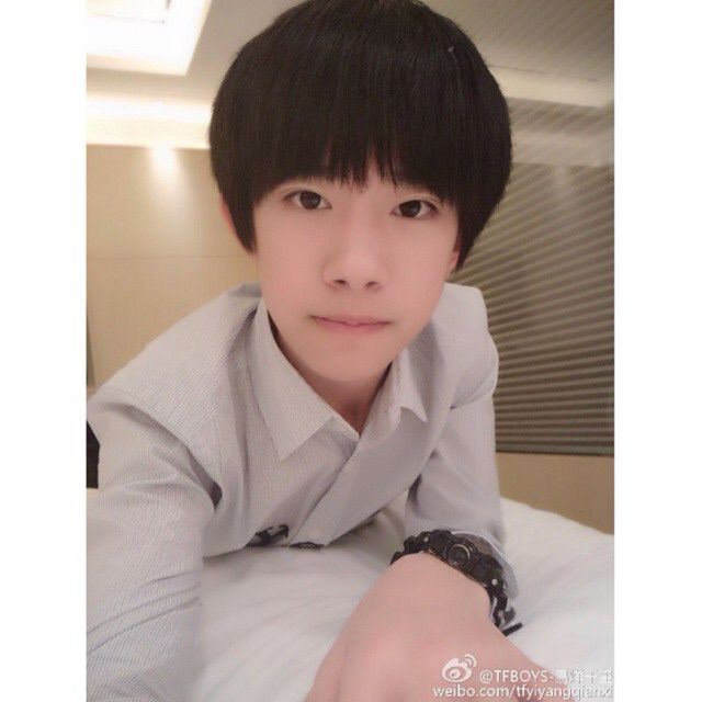 Jackson Yi | TFBoys Amino