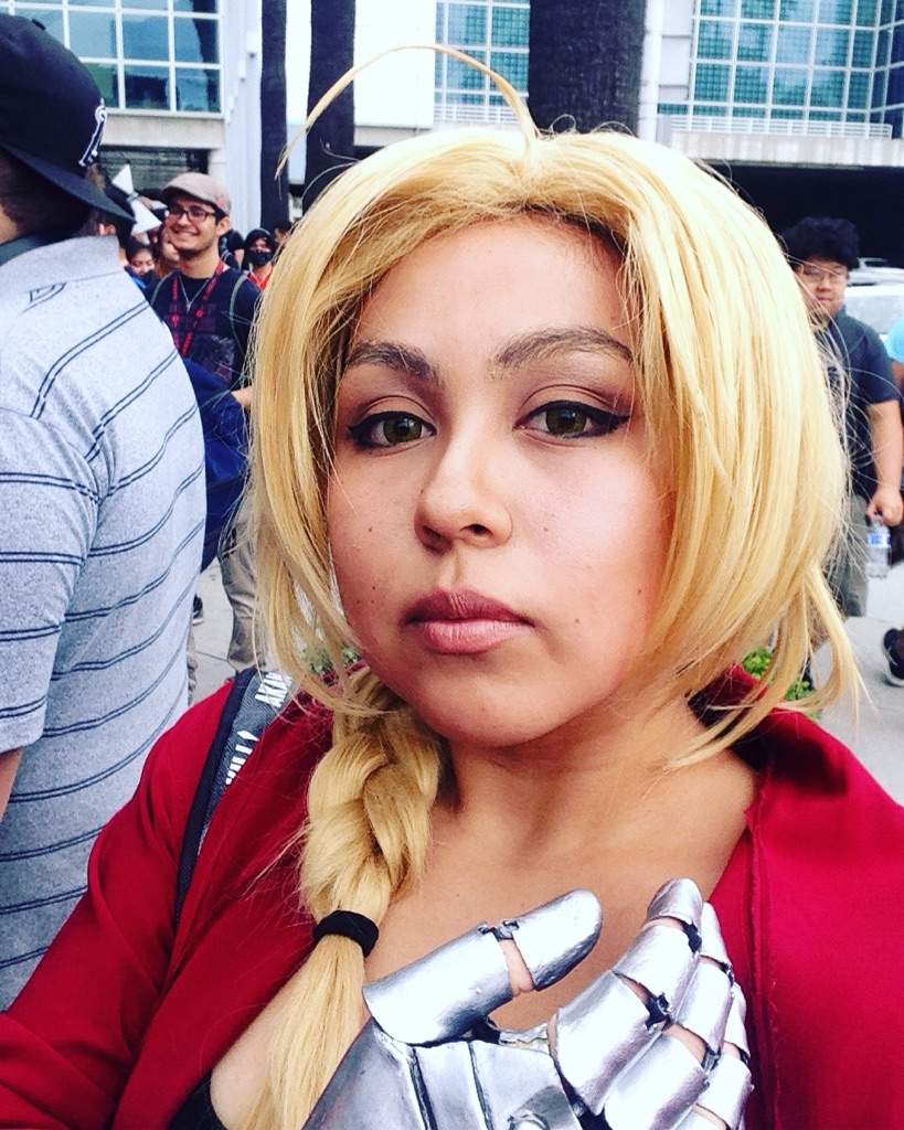 edward-elric-genderbent-pics-cosplay-amino