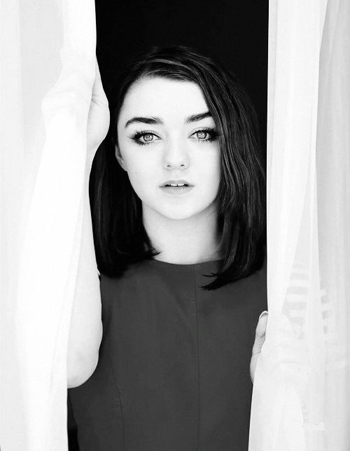 Maisie Williams Wikipedia