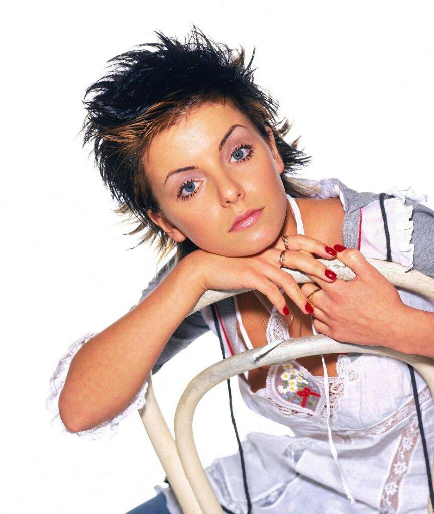 Julia Volkova | Music Amino